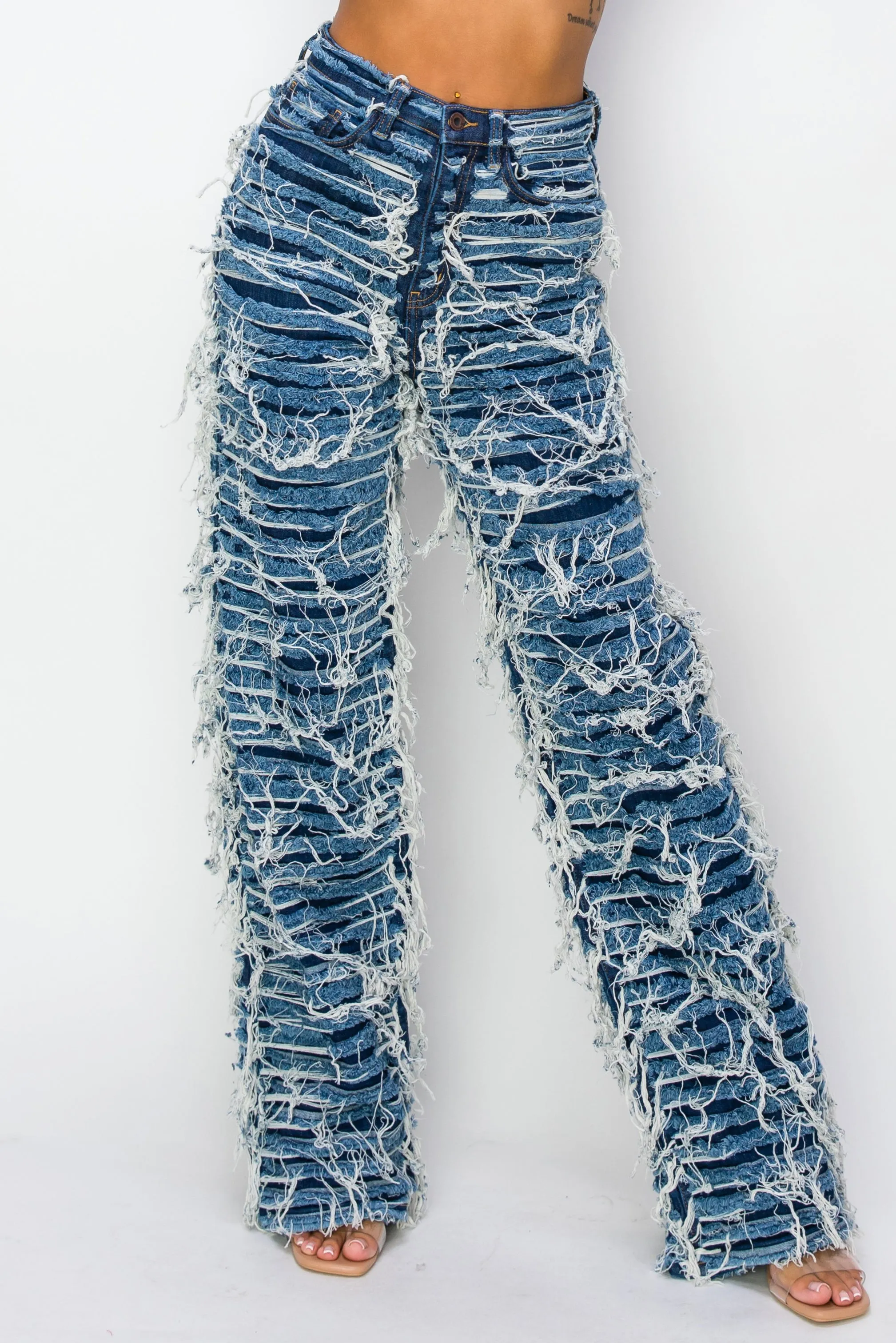 40564 Women's Super Distressed Relaxed Fit Jeans