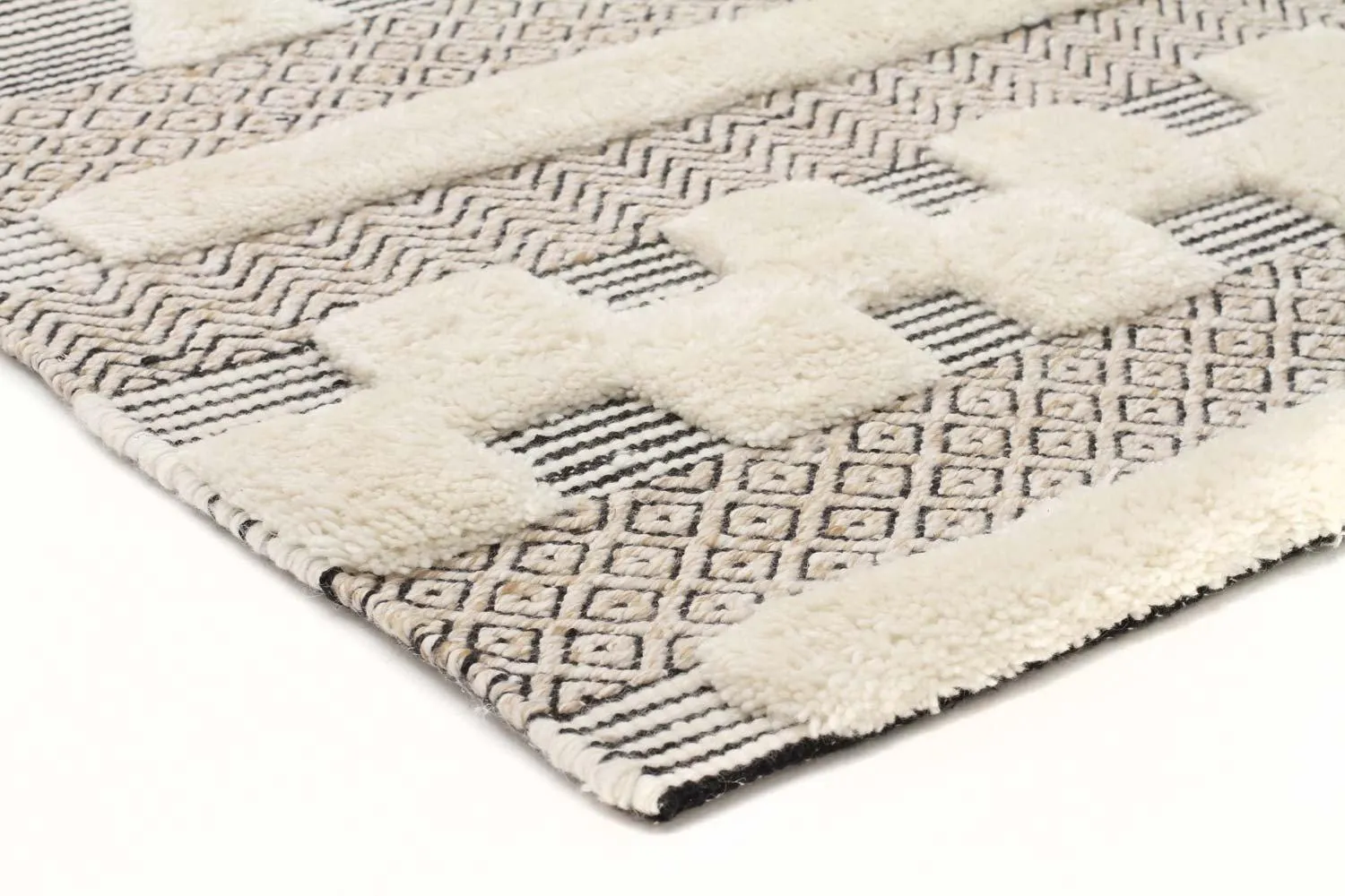 Amaya Peak Hand Loomed Ivory Rug