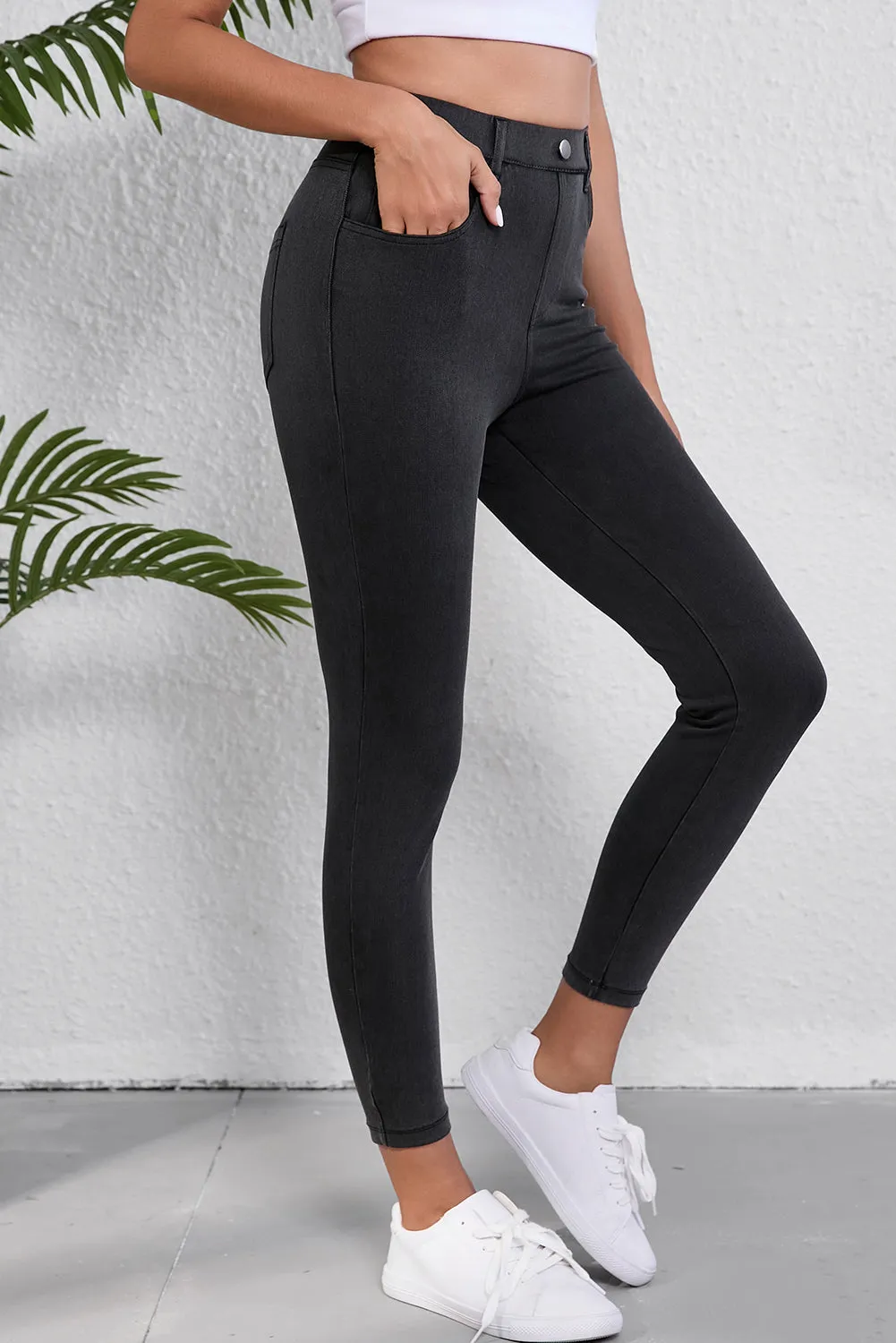 Black Ankle Cut Jeans