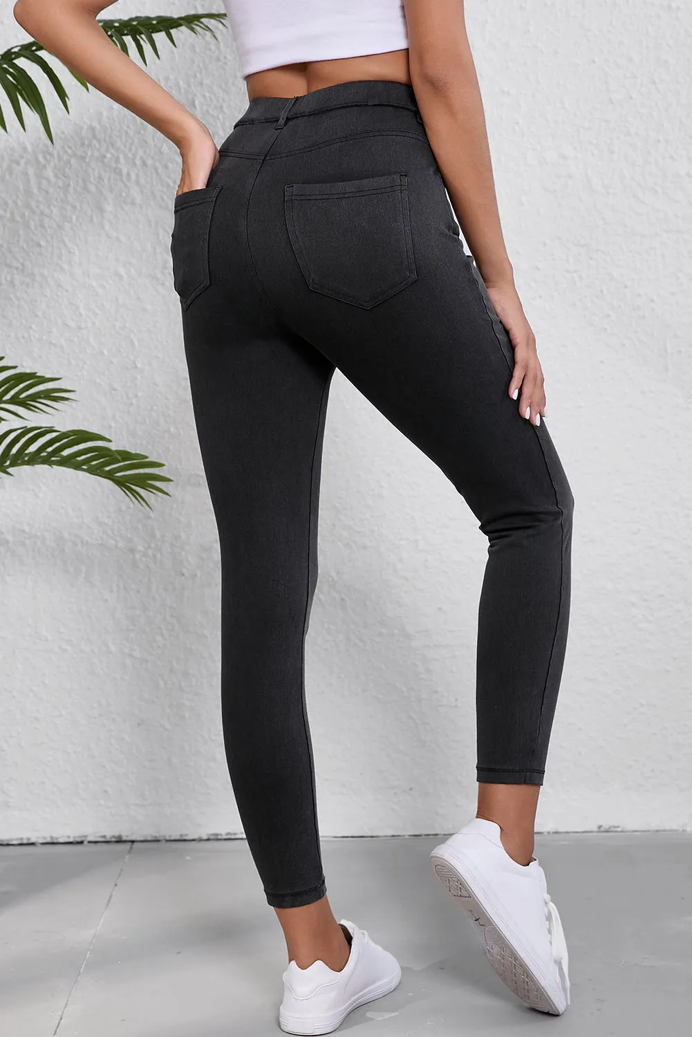 Black Ankle Cut Jeans