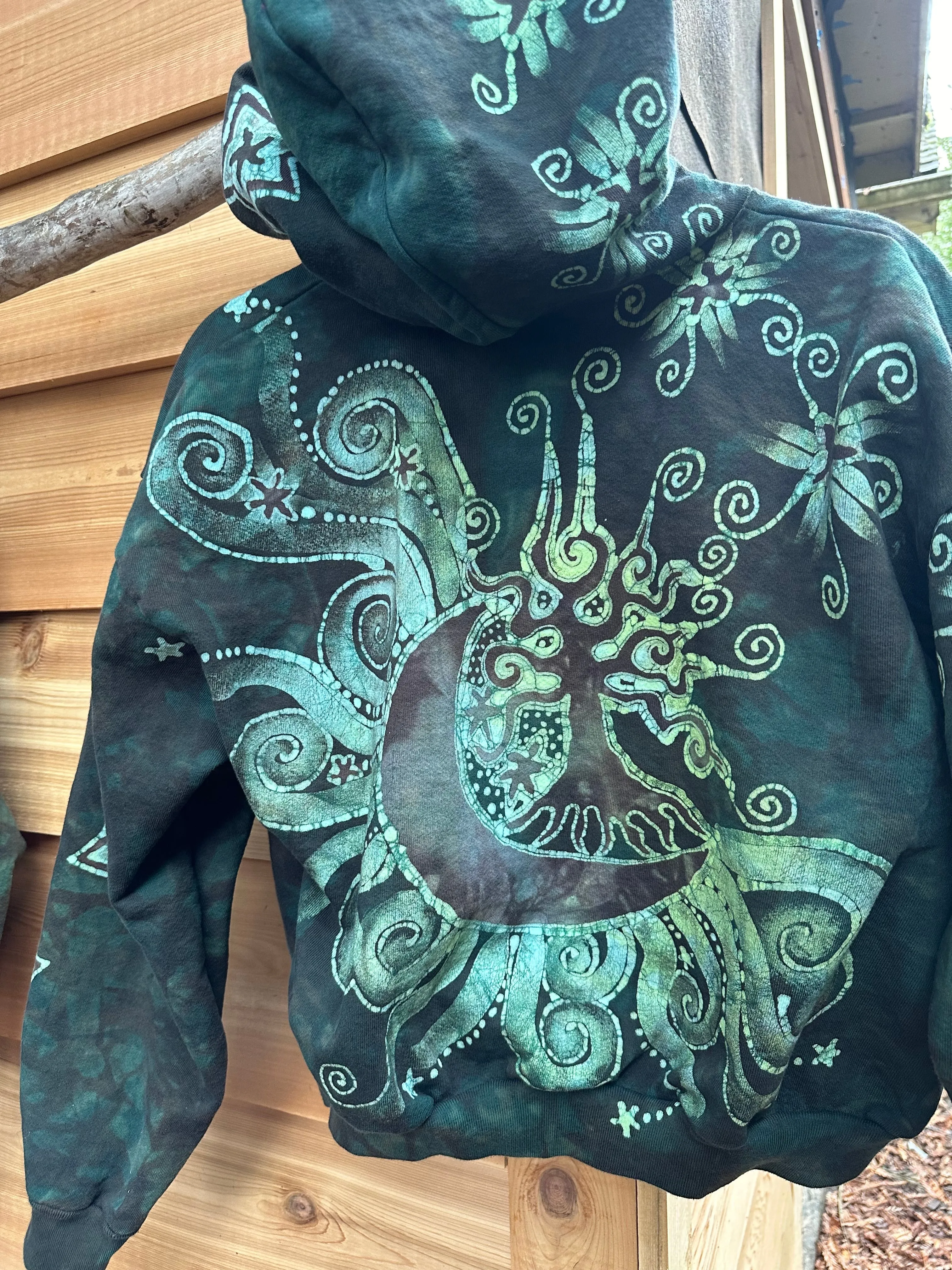 Forest Green Star Handmade Batik Hoodie - Size 2X