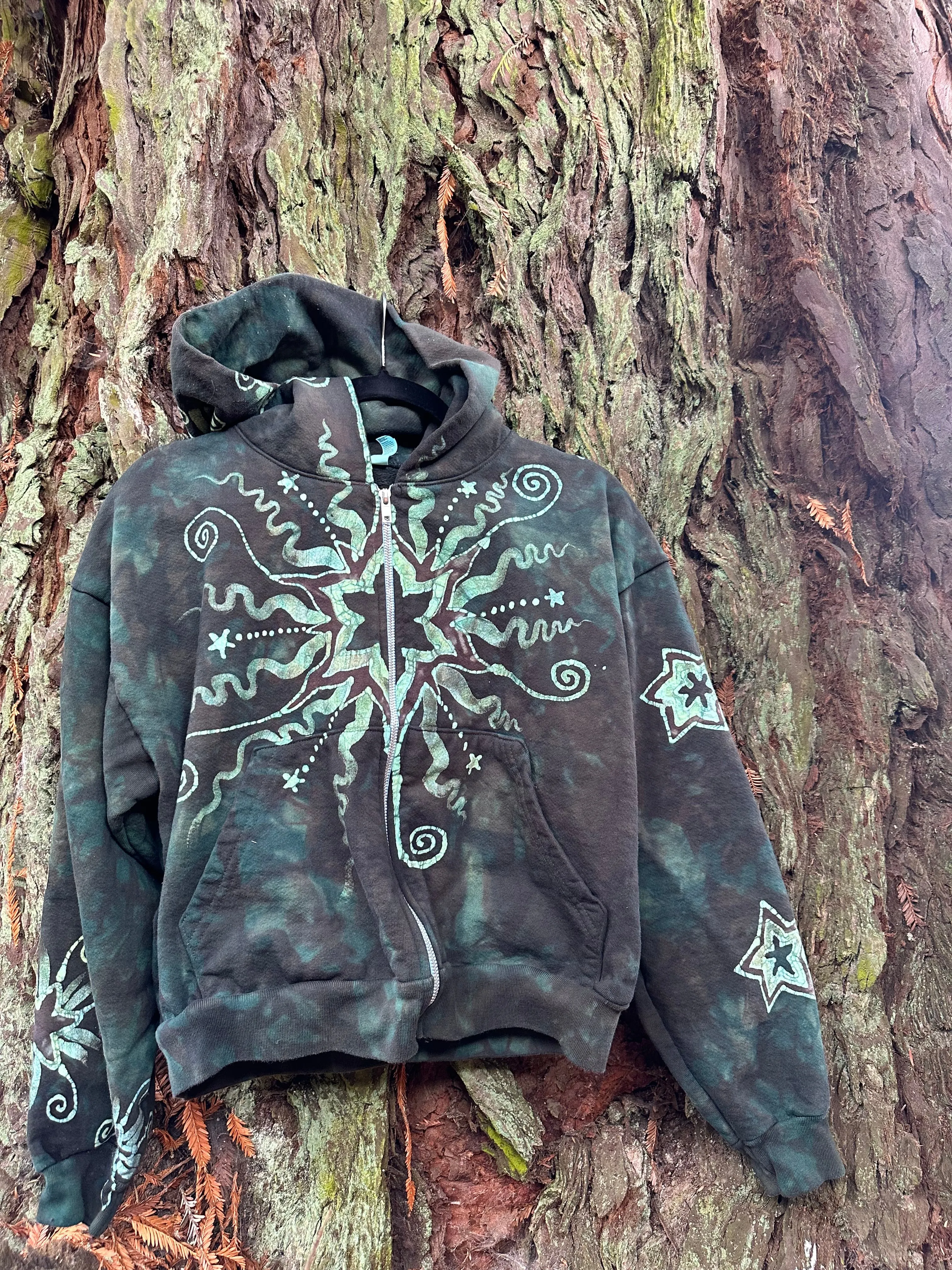 Forest Green Star Handmade Batik Hoodie - Size 2X