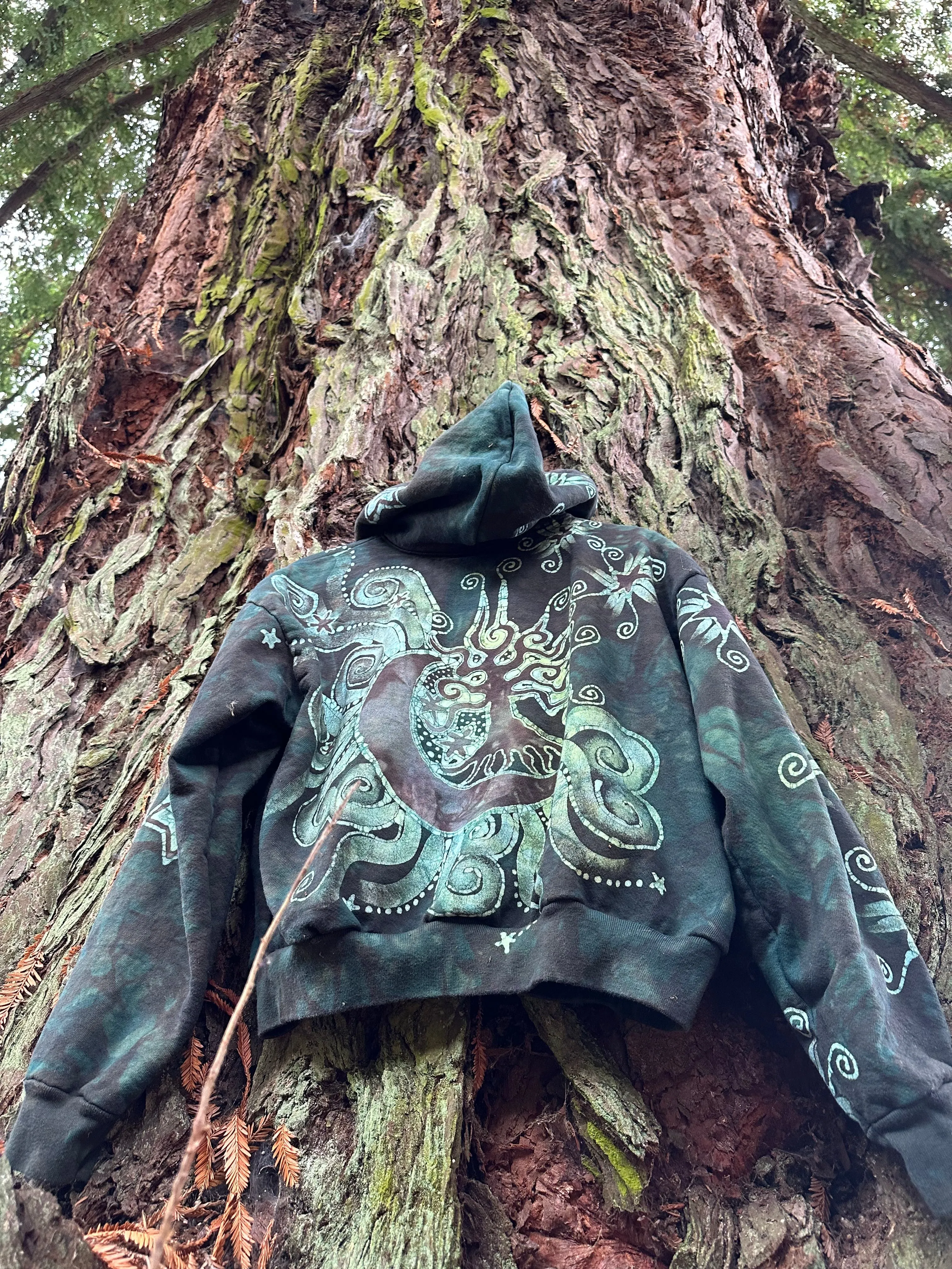 Forest Green Star Handmade Batik Hoodie - Size 2X