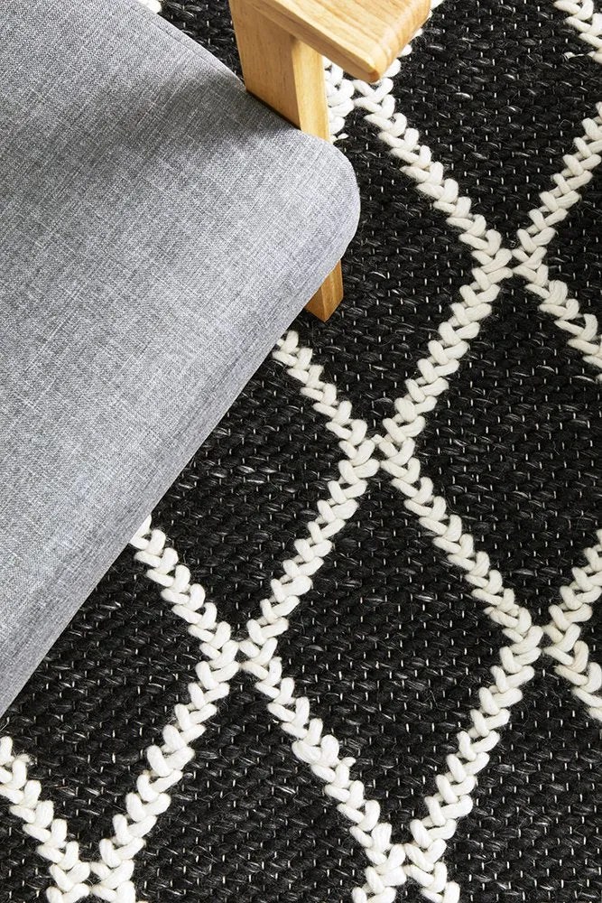 Huxley Rug (Black) by Rug Culture