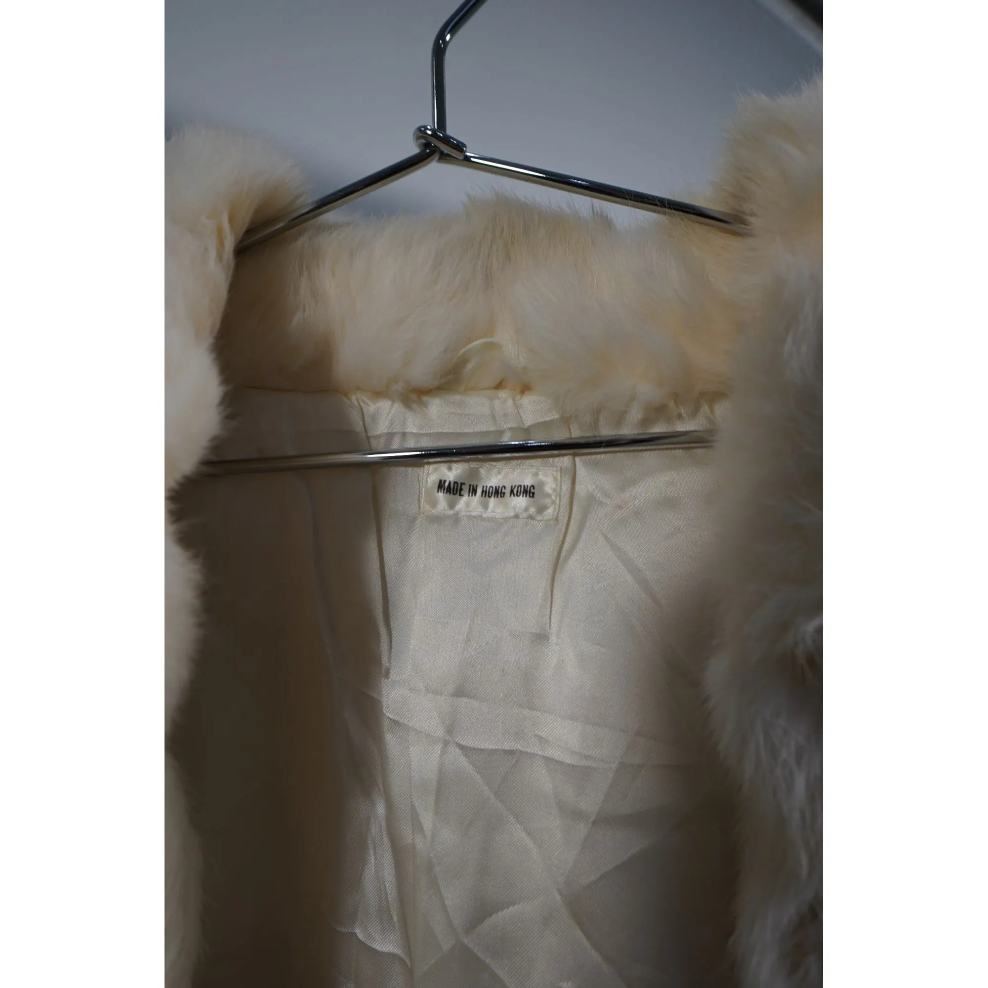 "Retail" Vintage Made in Hong Kong White Winter Fur Coat Women's (See Dimension)