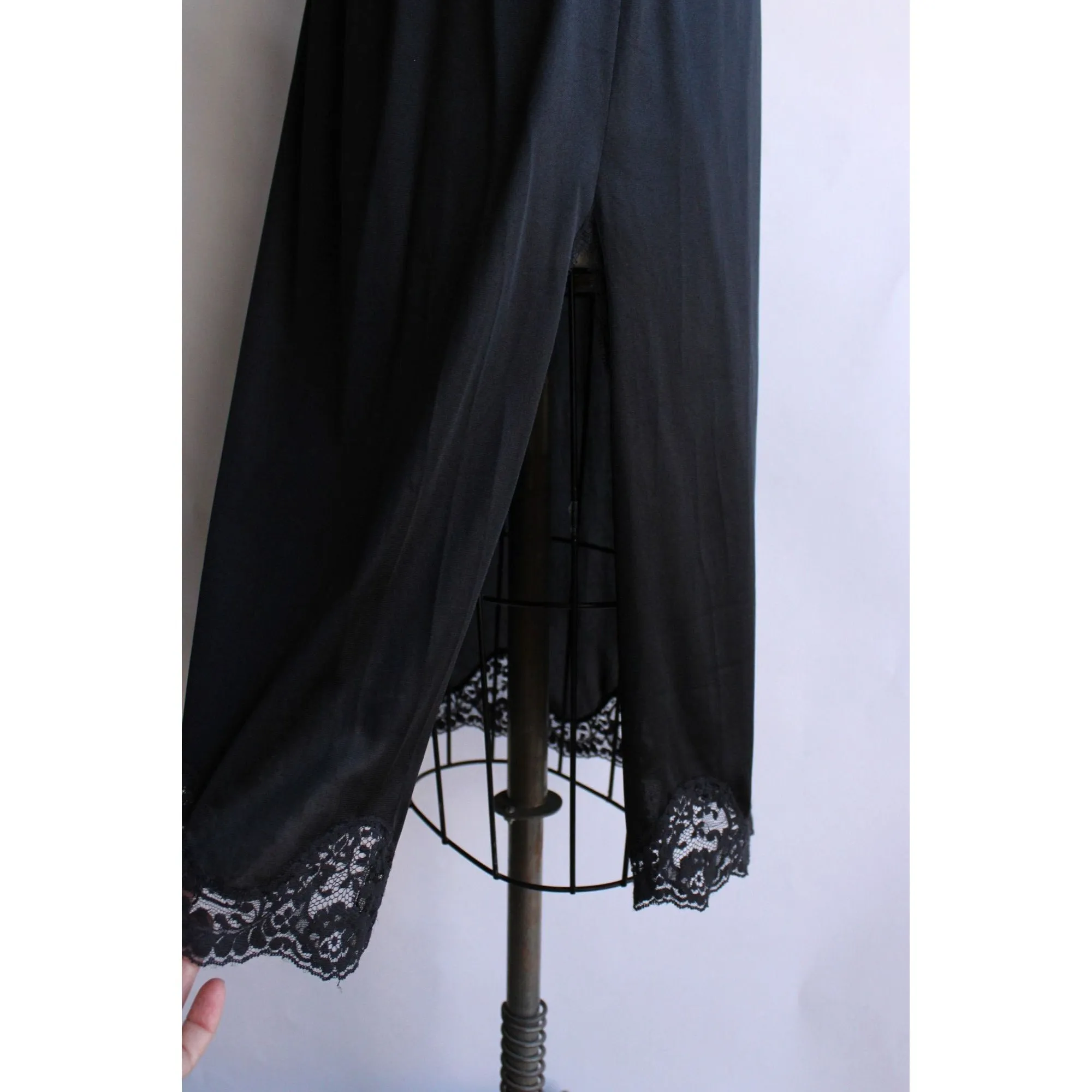 Vintage 1950s 1960s Black Nylon Half Slip